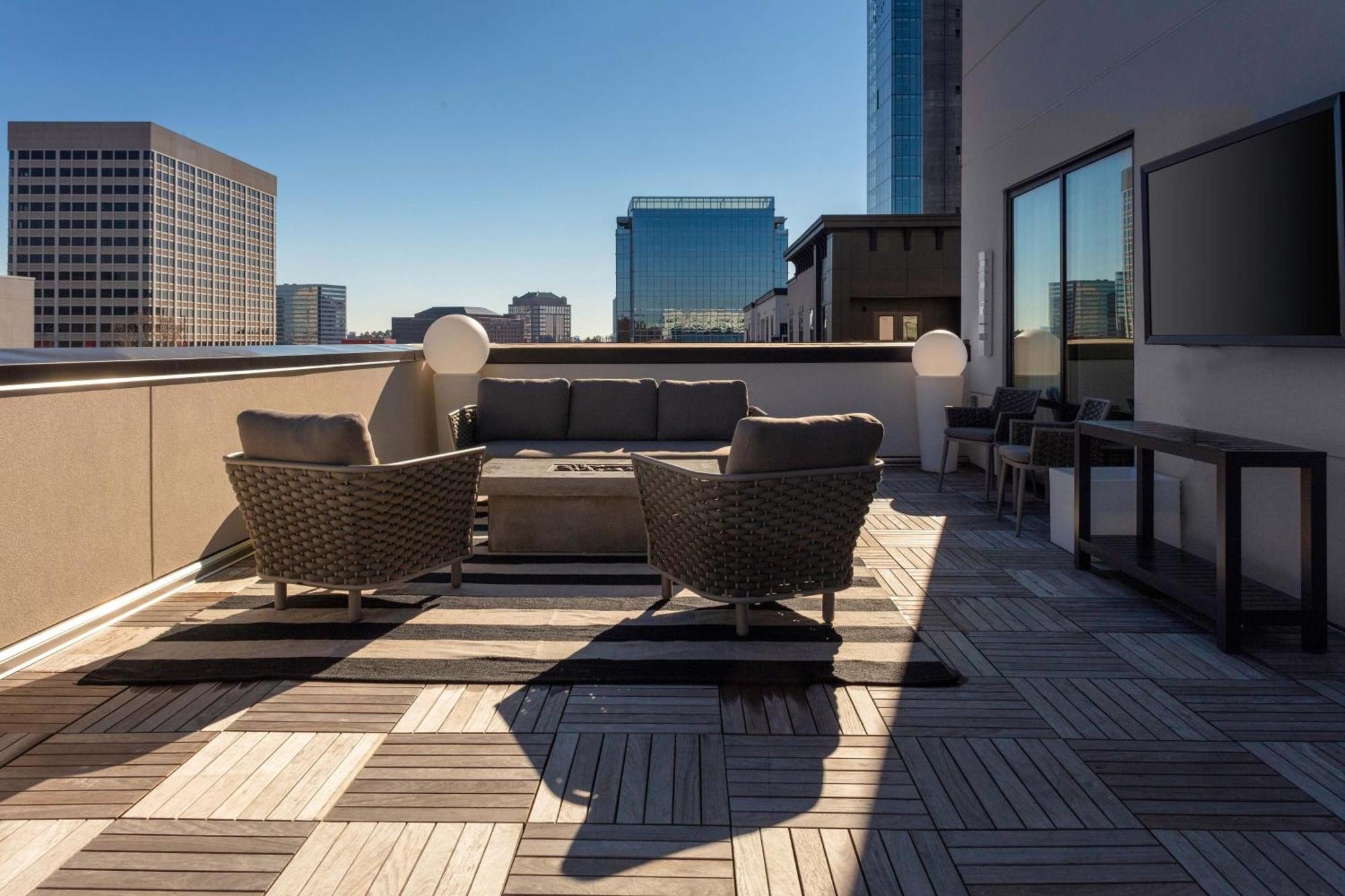 Hotel Aloft Atlanta At The Battery Atlanta Smyrna